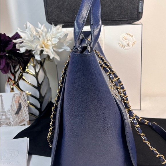 Stunning Chanel Caviar Studded Deauville Tote - Picture 5 of 16